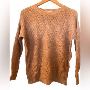 Mak B Thin Tan Pullover Sweater Small.